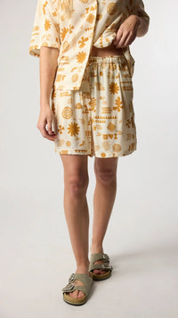 PANTALÓN CORTO MUJER TILE ECRU