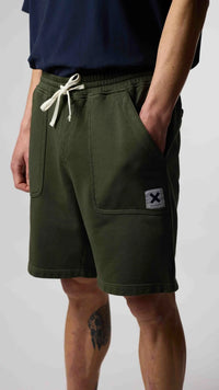 PANTALÓN CORTO ICONIC CAQUI